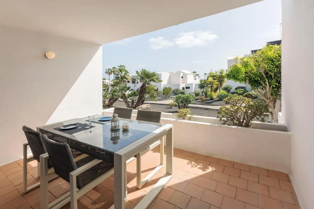 Conylanza Bastian Beach Apartment Costa Teguise