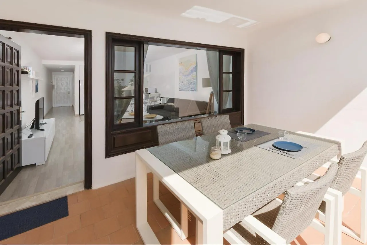 Conylanza Bastian Beach Apartment Costa Teguise